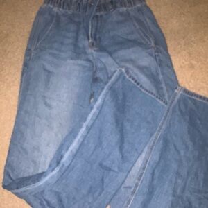 American eagle elastic waist mom jeans medium wash blue size 4